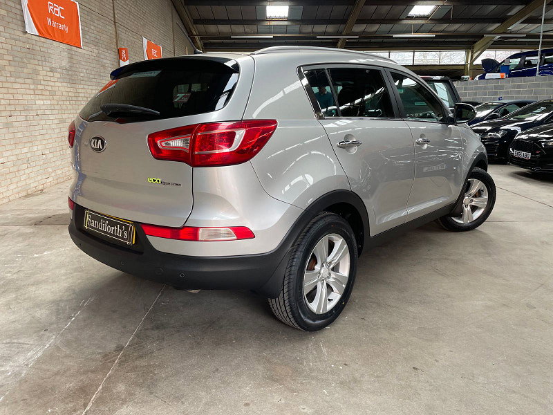 Kia Sportage 1.7 CRDi EcoDynamics 2 SUV 5dr Diesel Manual 2WD Euro 5 (s/s) (114 bhp) PAN ROOF,  5dr Manual 2026