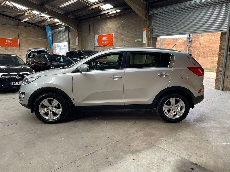 Kia Sportage 1.7 CRDi EcoDynamics 2 SUV 5dr Diesel Manual 2WD Euro 5 (s/s) (114 bhp) PAN ROOF,  5dr Manual 2026