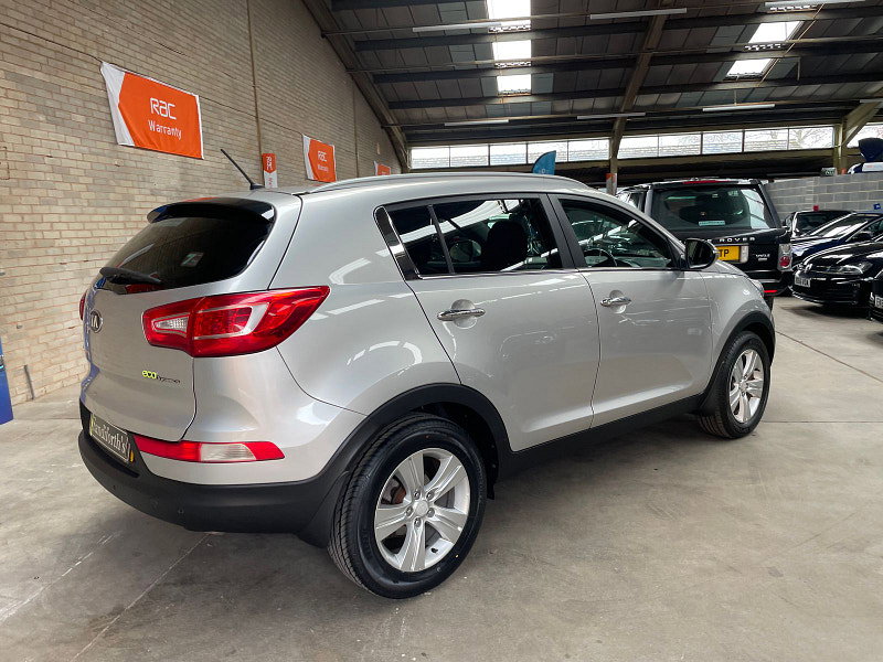 Kia Sportage 1.7 CRDi EcoDynamics 2 SUV 5dr Diesel Manual 2WD Euro 5 (s/s) (114 bhp) PAN ROOF,  5dr Manual 2026