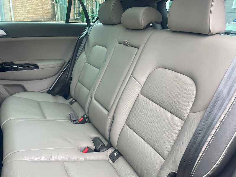 Kia Sportage 2.0 CRDi First Edition SUV 5dr Diesel Auto AWD Euro 6 (182 bhp) 5dr Automatic 2025
