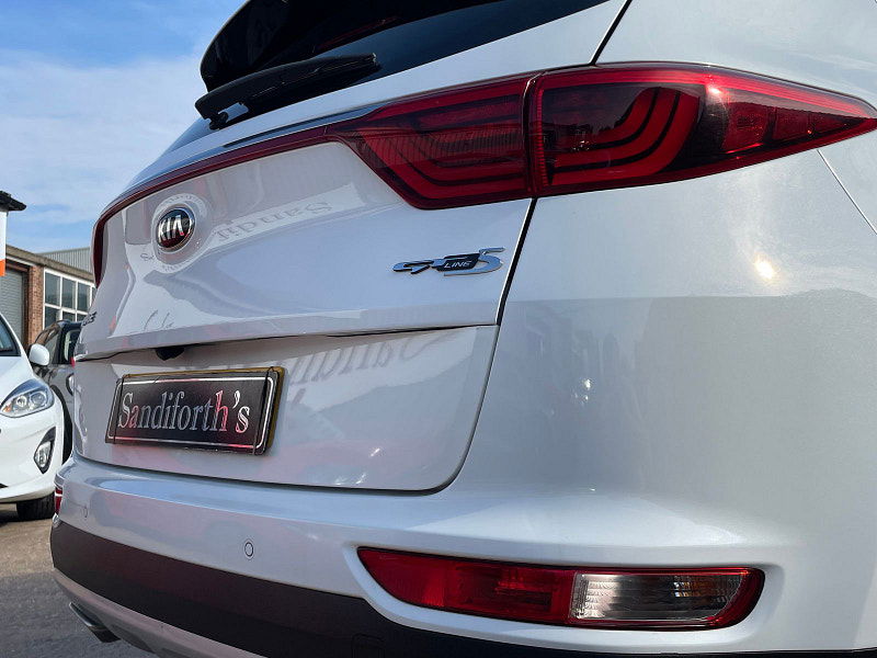 Kia Sportage 2.0 CRDi GT-Line S SUV 5dr Diesel Auto AWD Euro 6 (182 bhp)Only 38k 7 Dealer Services 5dr Automatic 2025