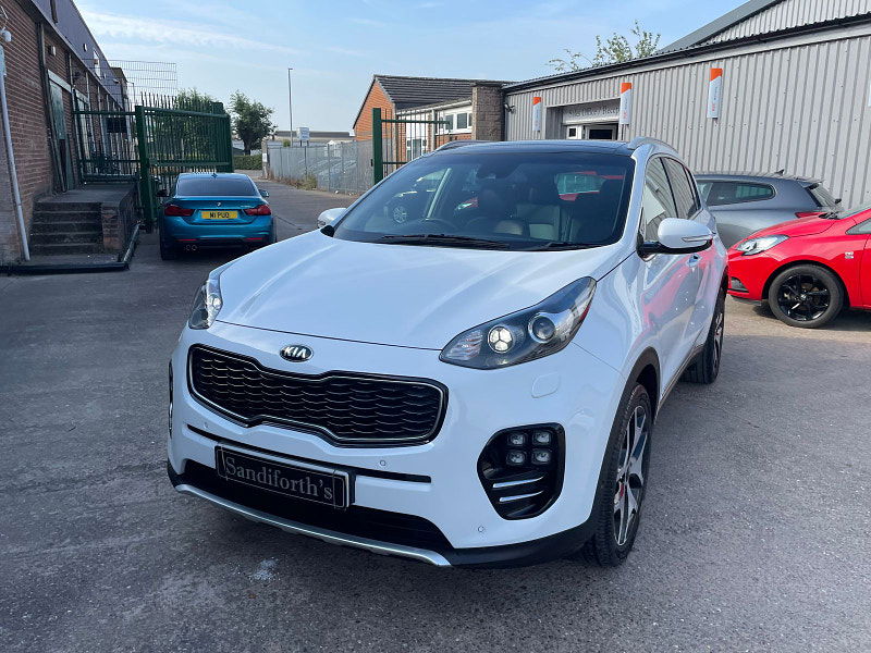 Kia Sportage 2.0 CRDi GT-Line S SUV 5dr Diesel Auto AWD Euro 6 (182 bhp)Only 38k 7 Dealer Services 5dr Automatic 2025
