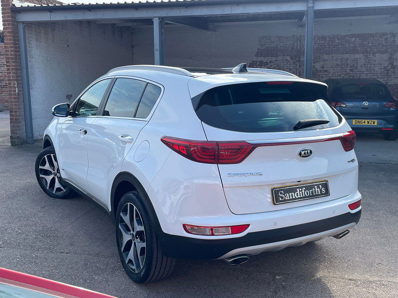 Kia Sportage 2.0 CRDi GT-Line S SUV 5dr Diesel Auto AWD Euro 6 (182 bhp)Only 38k 7 Dealer Services 5dr Automatic 2025