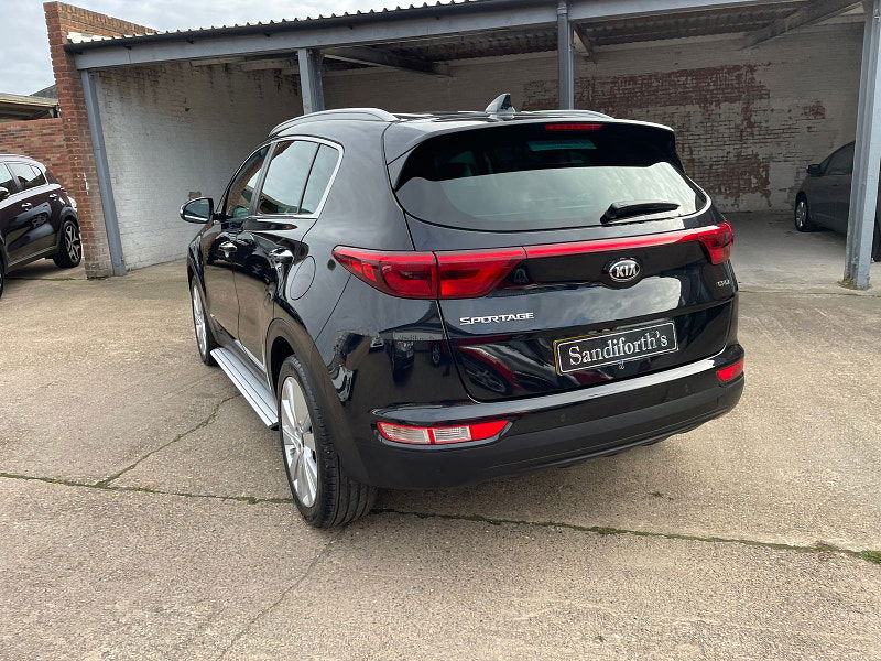 Kia Sportage 2.0 CRDi KX-3 SUV 5dr Diesel Auto AWD Euro 6 (134 bhp) 1 Former Keeper, 8 Services  5dr Automatic 2025