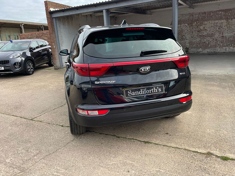 Kia Sportage 2.0 CRDi KX-3 SUV 5dr Diesel Auto AWD Euro 6 (134 bhp) 1 Former Keeper, 8 Services  5dr Automatic 2025