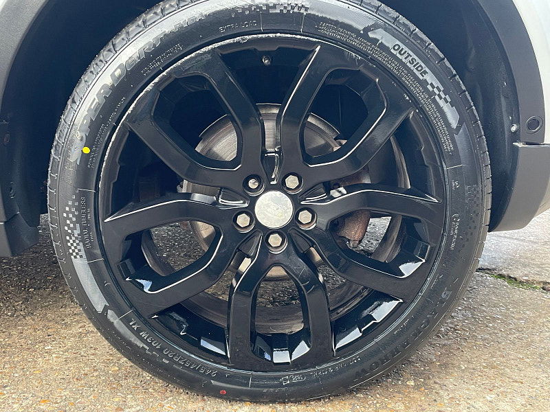 Land Rover Range Rover Evoque 2.2 SD4 Dynamic SUV 5dr Diesel Auto 4WD Euro 5 (s/s) (190 ps) 5dr Automatic 2026