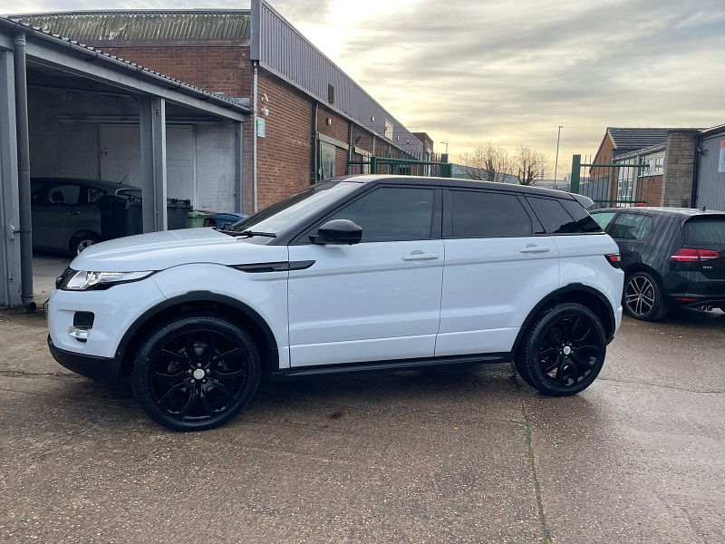 Land Rover Range Rover Evoque 2.2 SD4 Dynamic SUV 5dr Diesel Auto 4WD Euro 5 (s/s) (190 ps) 5dr Automatic 2026
