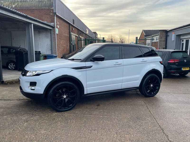 Land Rover Range Rover Evoque 2.2 SD4 Dynamic SUV 5dr Diesel Auto 4WD Euro 5 (s/s) (190 ps) 5dr Automatic 2026