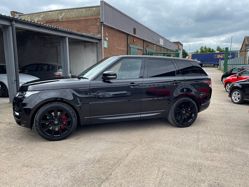 Land Rover Range Rover Sport 3.0 SD V6 Autobiography Dynamic SUV 5dr Diesel Auto 4WD Euro 6 (s/s) (306 ps) 5 Services  5dr Automatic 2024