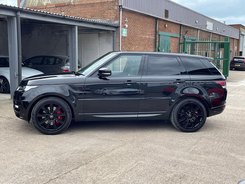 Land Rover Range Rover Sport 3.0 SD V6 Autobiography Dynamic SUV 5dr Diesel Auto 4WD Euro 6 (s/s) (306 ps) 5 Services  5dr Automatic 2024