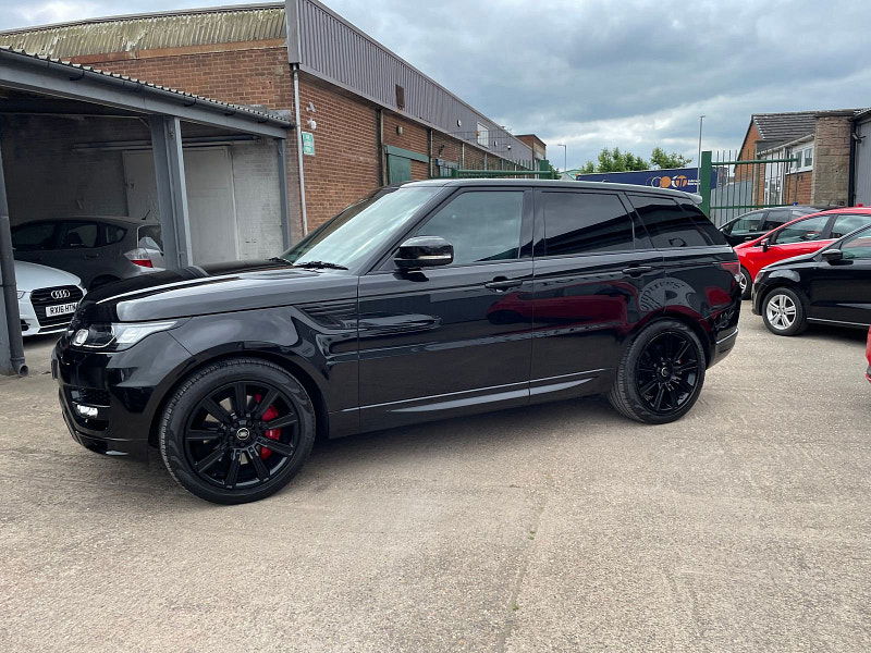 Land Rover Range Rover Sport 3.0 SD V6 Autobiography Dynamic SUV 5dr Diesel Auto 4WD Euro 6 (s/s) (306 ps) 5 Services  5dr Automatic 2024