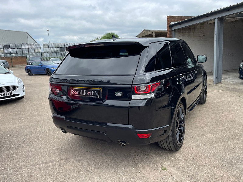 Land Rover Range Rover Sport 3.0 SD V6 Autobiography Dynamic SUV 5dr Diesel Auto 4WD Euro 6 (s/s) (306 ps) 5 Services  5dr Automatic 2024