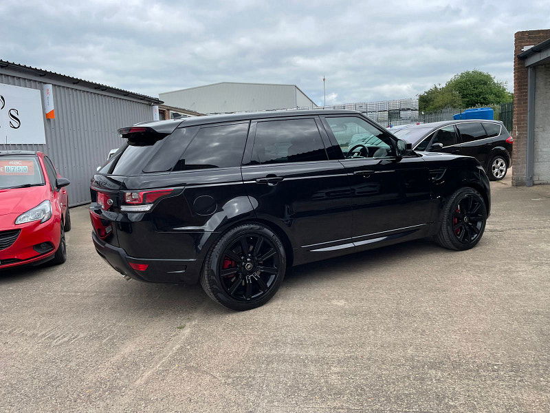 Land Rover Range Rover Sport 3.0 SD V6 Autobiography Dynamic SUV 5dr Diesel Auto 4WD Euro 6 (s/s) (306 ps) 5 Services  5dr Automatic 2024