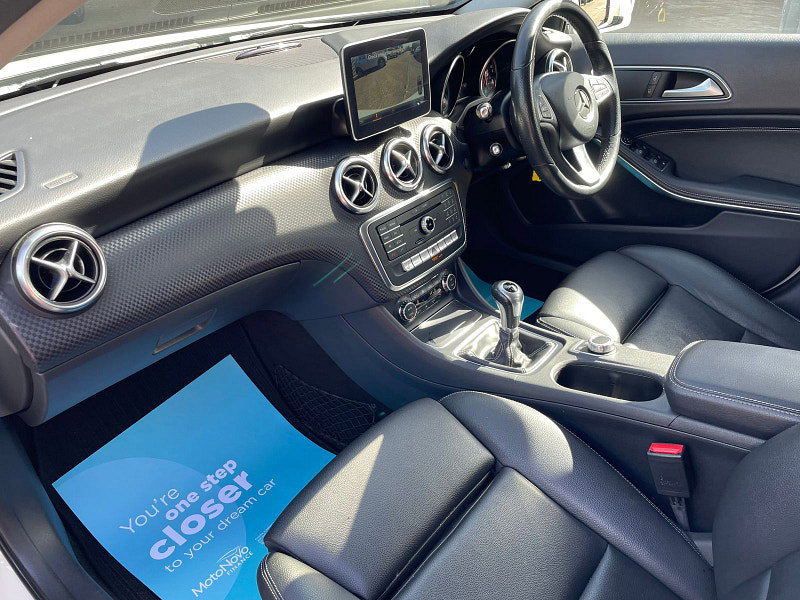 Mercedes-Benz A Class 1.5 A180d Sport (Executive) Hatchback 5dr Diesel Manual Euro 6 (s/s) (109 ps) 5dr Manual 2026