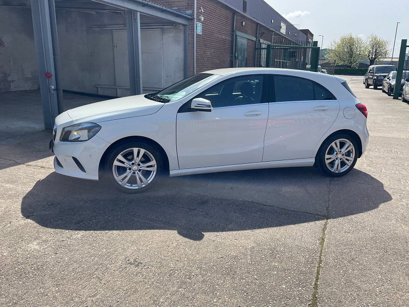 Mercedes-Benz A Class 1.5 A180d Sport (Executive) Hatchback 5dr Diesel Manual Euro 6 (s/s) (109 ps) 5dr Manual 2026