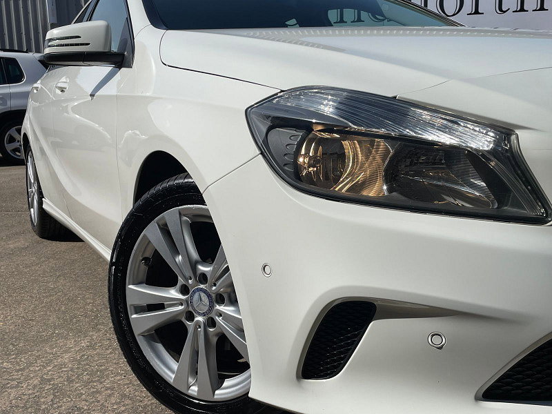 Mercedes-Benz A Class 1.5 A180d Sport (Executive) Hatchback 5dr Diesel Manual Euro 6 (s/s) (109 ps) 5dr Manual 2026