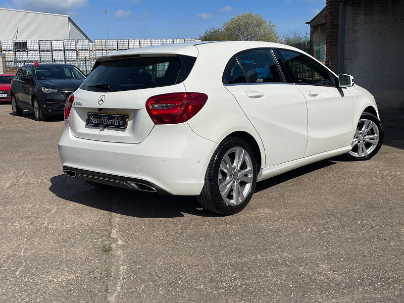 Mercedes-Benz A Class 1.5 A180d Sport (Executive) Hatchback 5dr Diesel Manual Euro 6 (s/s) (109 ps) 5dr Manual 2026