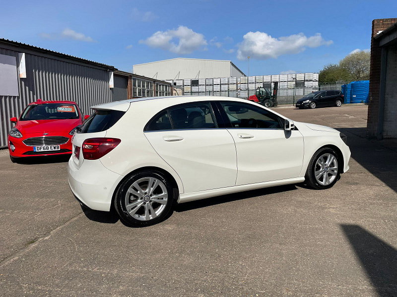 Mercedes-Benz A Class 1.5 A180d Sport (Executive) Hatchback 5dr Diesel Manual Euro 6 (s/s) (109 ps) 5dr Manual 2026