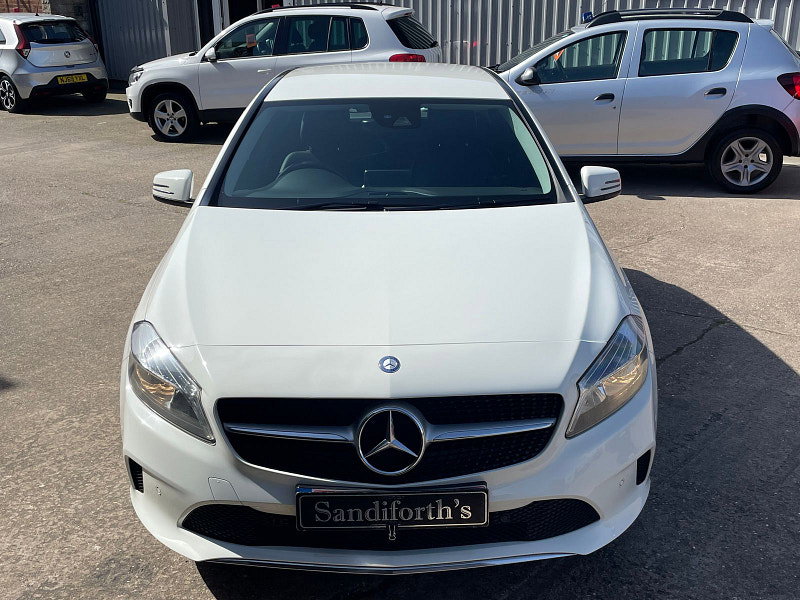 Mercedes-Benz A Class 1.5 A180d Sport (Executive) Hatchback 5dr Diesel Manual Euro 6 (s/s) (109 ps) 5dr Manual 2026