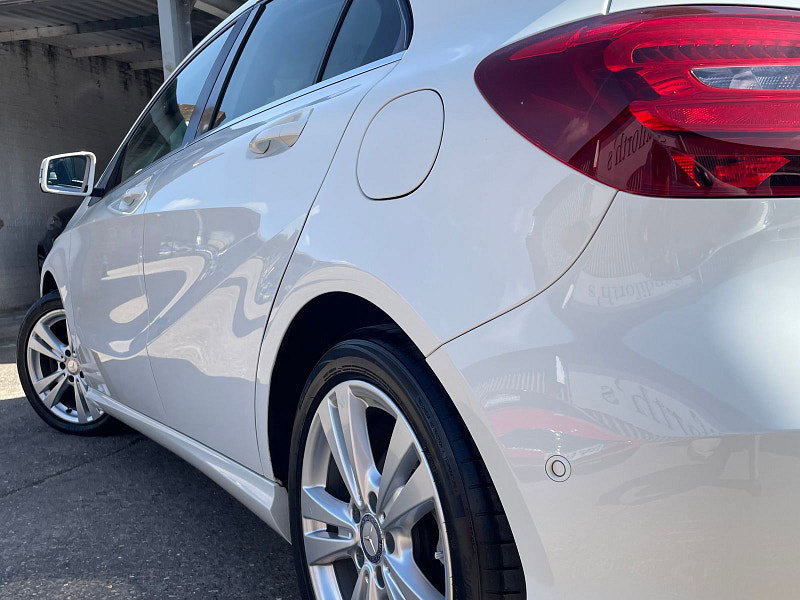 Mercedes-Benz A Class 1.5 A180d Sport (Executive) Hatchback 5dr Diesel Manual Euro 6 (s/s) (109 ps) 5dr Manual 2026