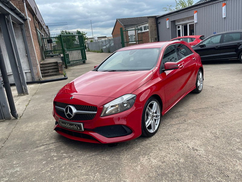 Mercedes-Benz A Class 2.1 A200d AMG Line Hatchback 5dr Diesel Manual Euro 6 (s/s) (136 ps) 1 Former Keeper,  5dr Manual 2024