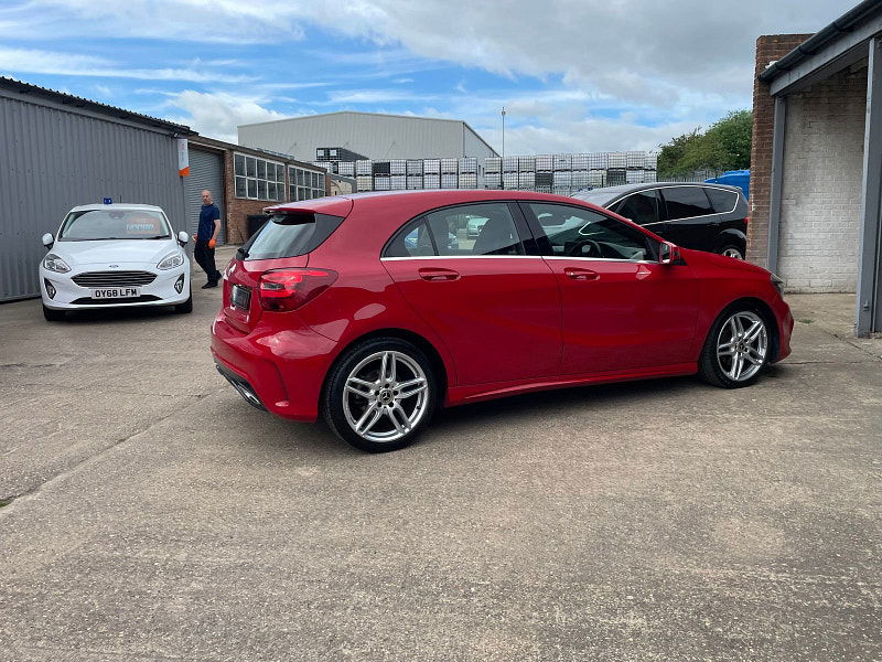 Mercedes-Benz A Class 2.1 A200d AMG Line Hatchback 5dr Diesel Manual Euro 6 (s/s) (136 ps) 1 Former Keeper,  5dr Manual 2024