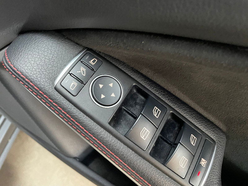 Mercedes-Benz A Class 2.1 A200d AMG Line (Premium Plus) Hatchback 5dr Diesel 7G-DCT Euro 6 (s/s) (136 ps) PAN ROOF, HEATED SEATS  5dr Automatic 2025