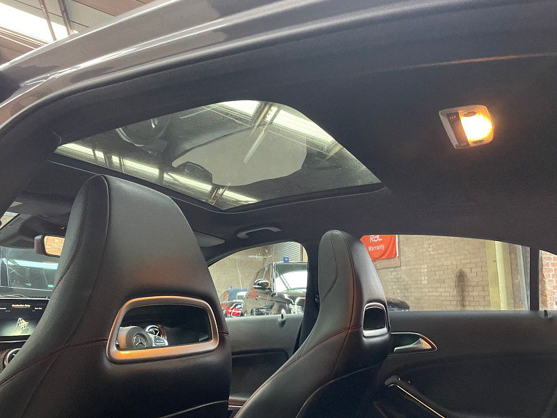 Mercedes-Benz A Class 2.1 A200d AMG Line (Premium Plus) Hatchback 5dr Diesel 7G-DCT Euro 6 (s/s) (136 ps) PAN ROOF, HEATED SEATS  5dr Automatic 2025