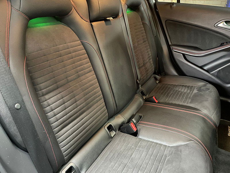 Mercedes-Benz A Class 2.1 A200d AMG Line (Premium Plus) Hatchback 5dr Diesel 7G-DCT Euro 6 (s/s) (136 ps) PAN ROOF, HEATED SEATS  5dr Automatic 2025