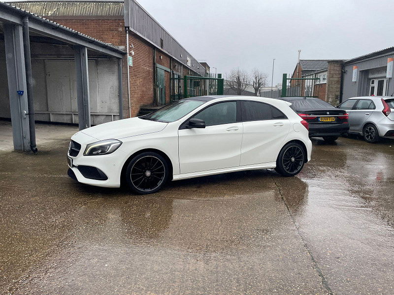 Mercedes-Benz A Class 2.1 A200d AMG Line (Premium Plus) Hatchback 5dr Diesel Manual Euro 6 (s/s) (136 ps) 5dr Manual 2026