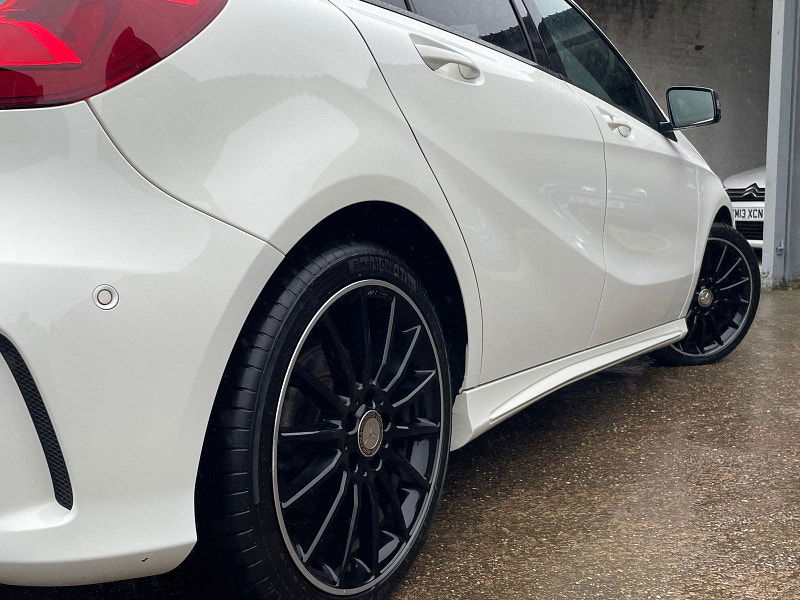 Mercedes-Benz A Class 2.1 A200d AMG Line (Premium Plus) Hatchback 5dr Diesel Manual Euro 6 (s/s) (136 ps) 5dr Manual 2026