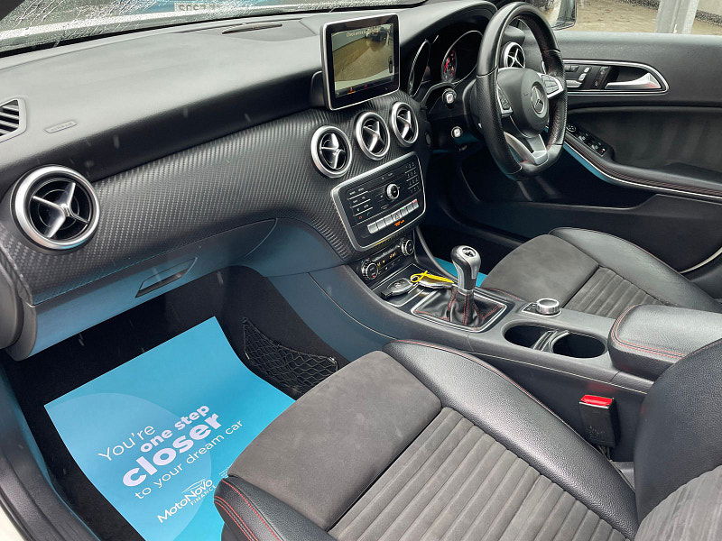 Mercedes-Benz A Class 2.1 A200d AMG Line (Premium Plus) Hatchback 5dr Diesel Manual Euro 6 (s/s) (136 ps) 5dr Manual 2026