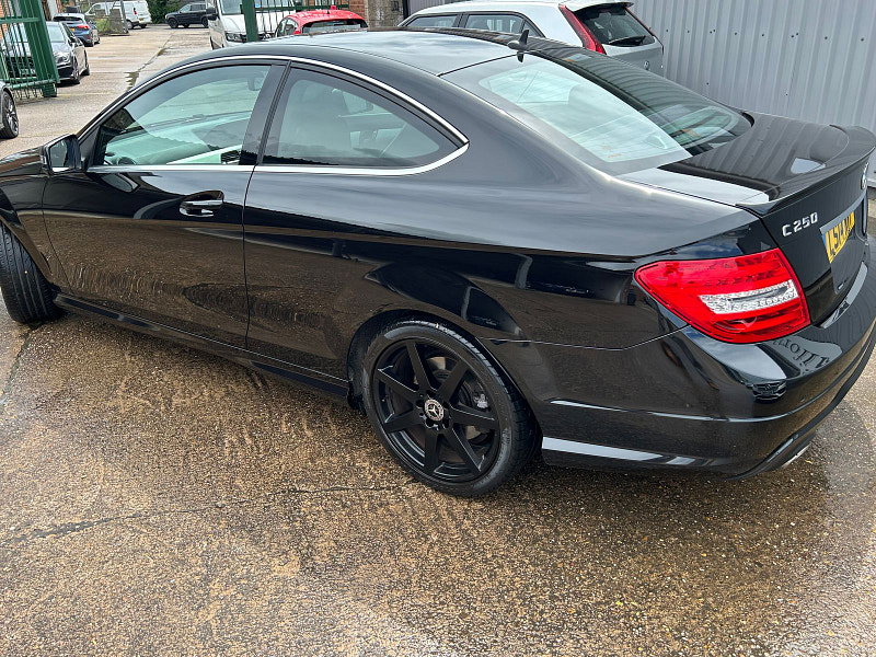 Mercedes-Benz C Class 2.1 C250 CDI AMG Sport Edition Coupe 2dr Diesel G-Tronic+ Euro 5 (s/s) (204 ps) 2dr Automatic 2026