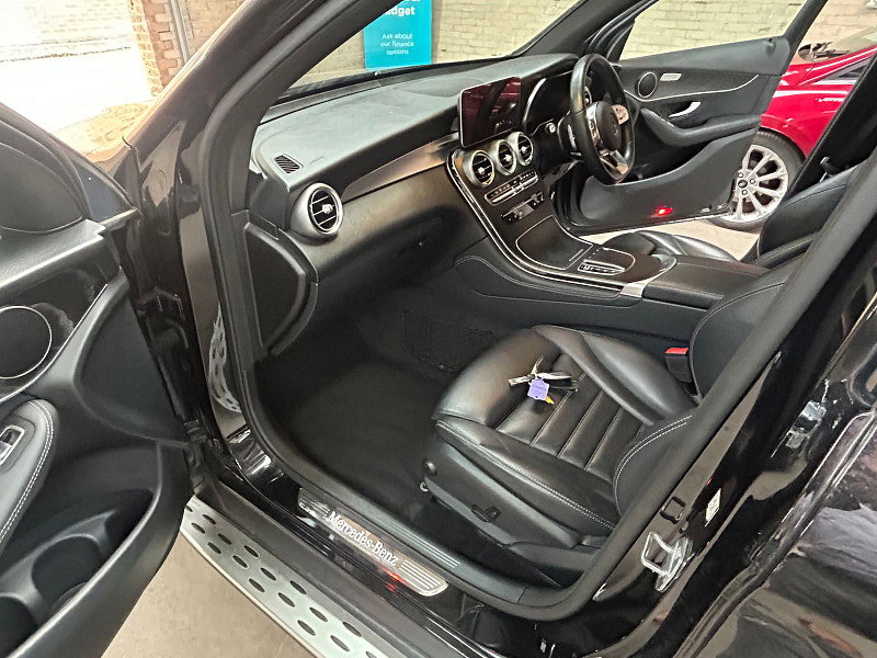 Mercedes-Benz GLC 2.0 GLC300d AMG Line (Premium) SUV 5dr Diesel G-Tronic+ 4MATIC Euro 6 (s/s) (245 ps) 5dr Automatic 2026