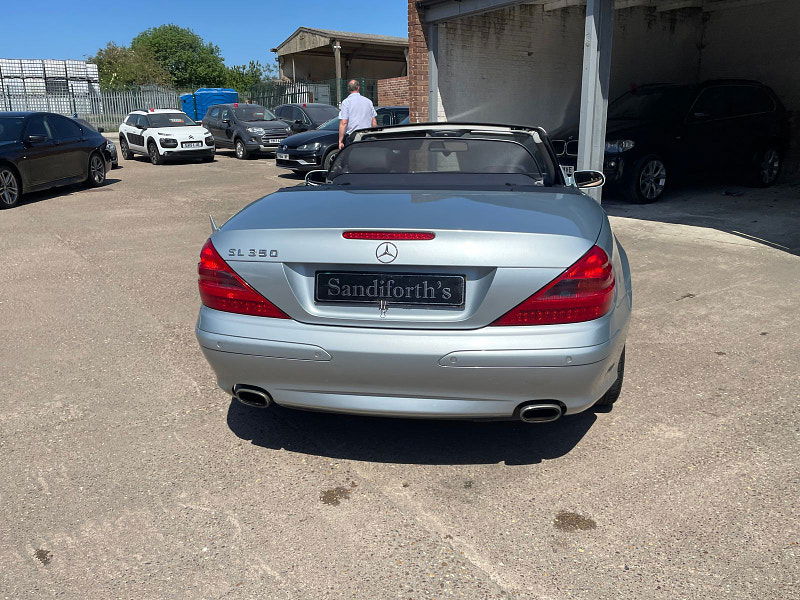 Mercedes-Benz SL 3.7 SL350 Convertible 2dr Petrol Automatic (281 g/km, 245 bhp) 2dr Automatic 2025