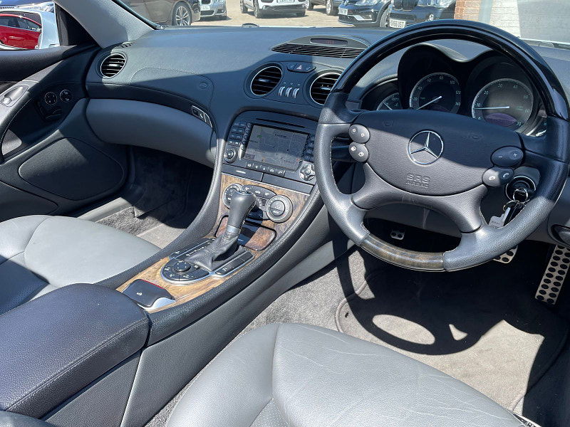 Mercedes-Benz SL 3.7 SL350 Convertible 2dr Petrol Automatic (281 g/km, 245 bhp) 2dr Automatic 2025