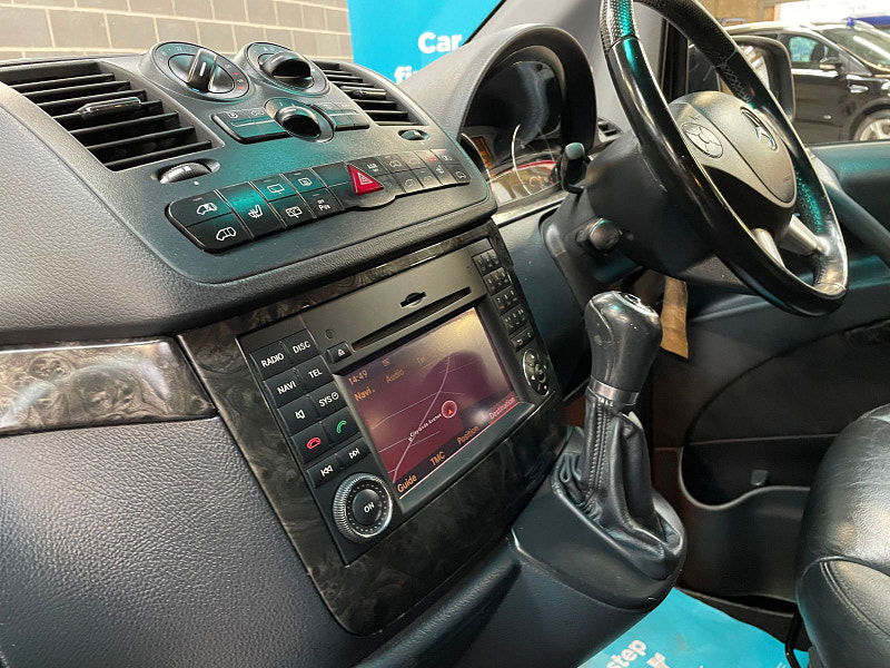Mercedes-Benz Viano 2.1 AMBIENTE CDI LONG BLUEEFFICENCY 5d 163 BHP 8 SEATS, POWER SLIDING DOORS POWER SLIDING DOORS, 8 SEATS 5dr Automatic 2025