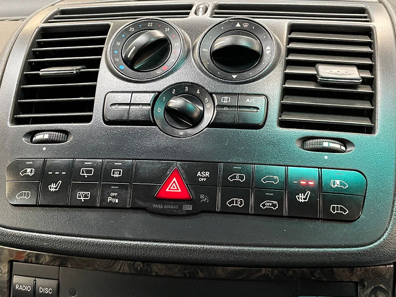 Mercedes-Benz Viano 2.1 AMBIENTE CDI LONG BLUEEFFICENCY 5d 163 BHP 8 SEATS, POWER SLIDING DOORS POWER SLIDING DOORS, 8 SEATS 5dr Automatic 2025
