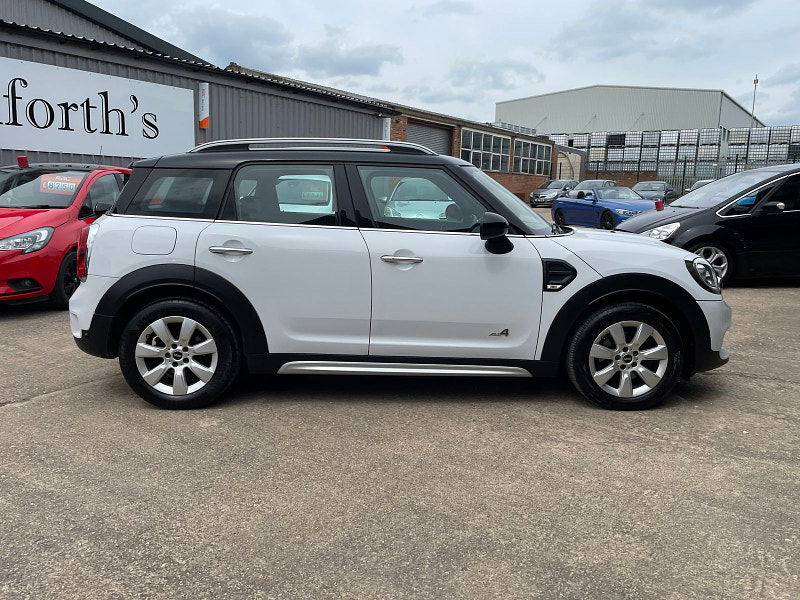 MINI Countryman 2.0 Cooper D SUV 5dr Diesel Manual ALL4 Euro 6 (s/s) (150 ps) Sat Nav, Only 35k 4 Services 5dr Manual 2024