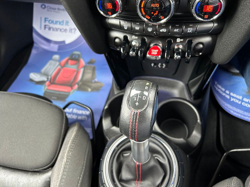 MINI Hatch 2.0 Cooper SD Hatchback 5dr Diesel Auto 6Spd Euro 6 (s/s) (170 ps) Only 2 former Keepers,  5dr Automatic 2025