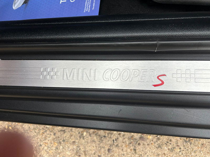 MINI Hatch 2.0 Cooper SD Hatchback 5dr Diesel Auto 6Spd Euro 6 (s/s) (170 ps) Only 2 former Keepers,  5dr Automatic 2025