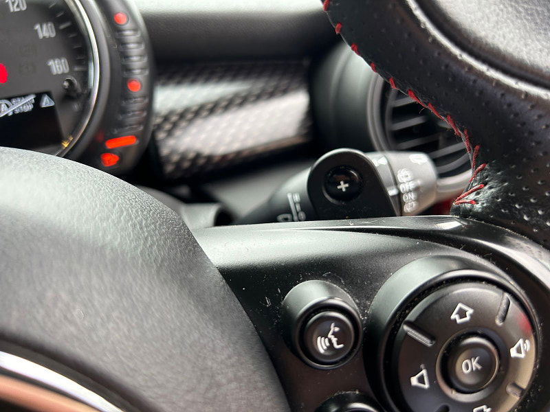 MINI Hatch 2.0 Cooper SD Hatchback 5dr Diesel Auto 6Spd Euro 6 (s/s) (170 ps) Only 2 former Keepers,  5dr Automatic 2025