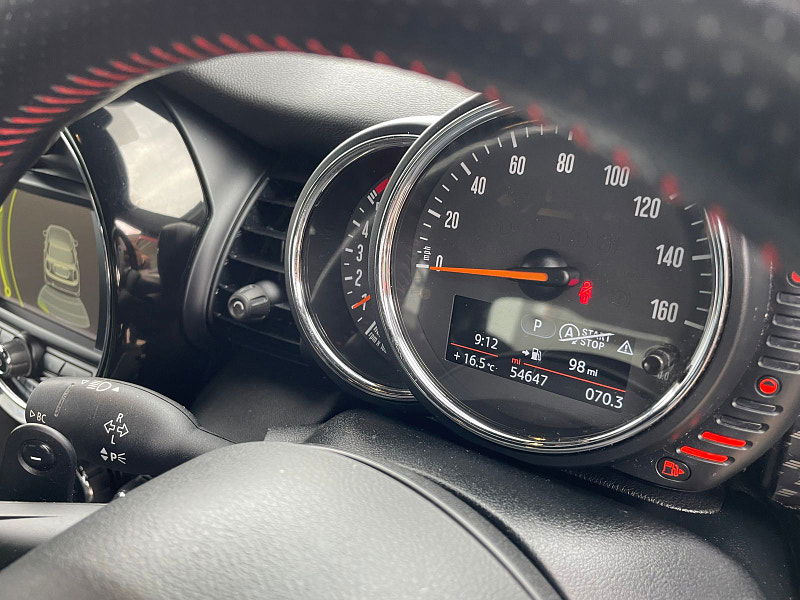 MINI Hatch 2.0 Cooper SD Hatchback 5dr Diesel Auto 6Spd Euro 6 (s/s) (170 ps) Only 2 former Keepers,  5dr Automatic 2025