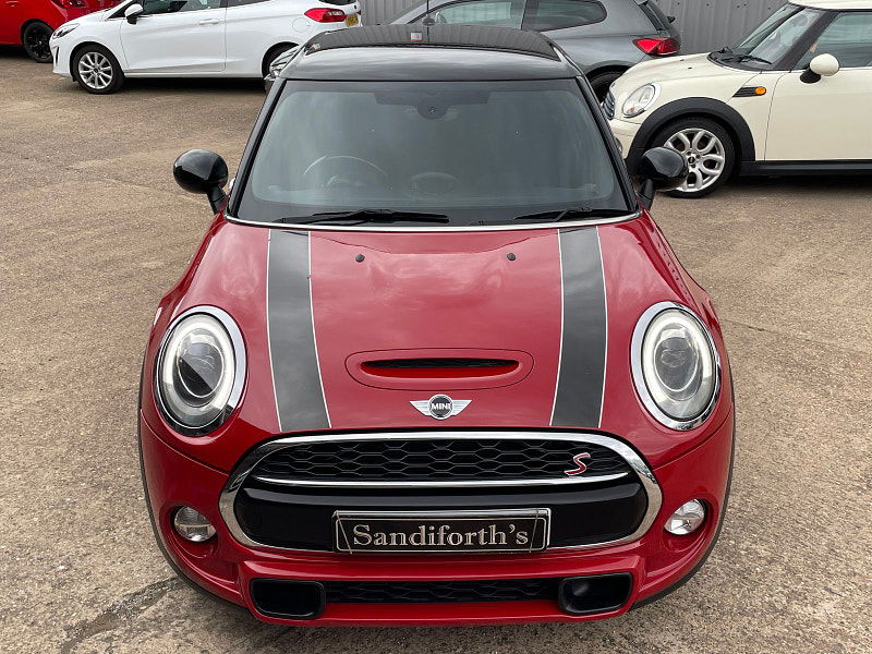 MINI Hatch 2.0 Cooper SD Hatchback 5dr Diesel Auto 6Spd Euro 6 (s/s) (170 ps) Only 2 former Keepers,  5dr Automatic 2025
