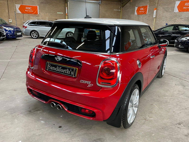 MINI HATCH COOPER 2.0 COOPER SD 3d 168 BHP SAT NAV, LEATHER, 5 SERVICES  FINANCE OPTIONS AVAILABLE, SAT NAV 3dr Manual 2025