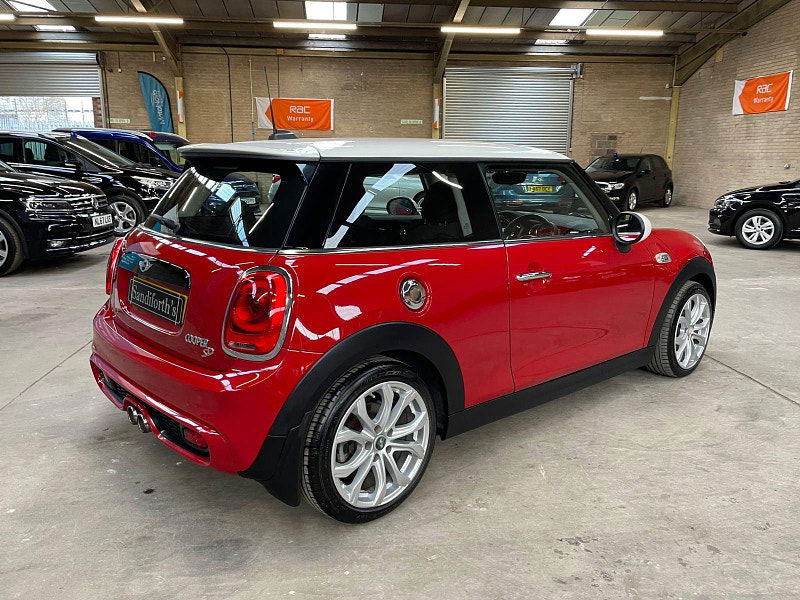 MINI HATCH COOPER 2.0 COOPER SD 3d 168 BHP SAT NAV, LEATHER, 5 SERVICES  FINANCE OPTIONS AVAILABLE, SAT NAV 3dr Manual 2025