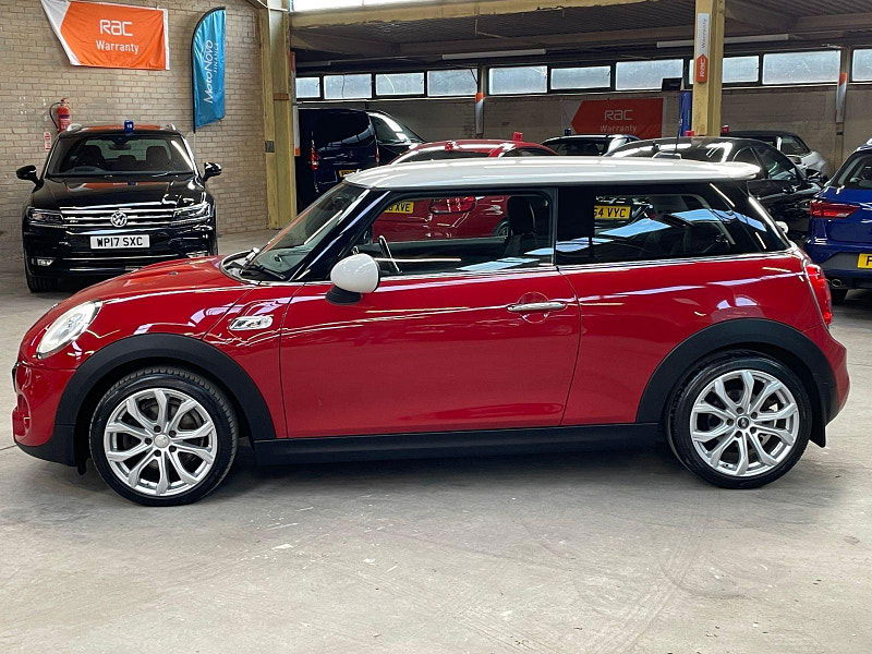 MINI HATCH COOPER 2.0 COOPER SD 3d 168 BHP SAT NAV, LEATHER, 5 SERVICES  FINANCE OPTIONS AVAILABLE, SAT NAV 3dr Manual 2025