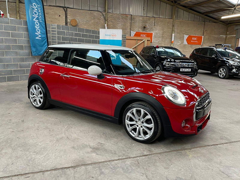 MINI HATCH COOPER 2.0 COOPER SD 3d 168 BHP SAT NAV, LEATHER, 5 SERVICES  FINANCE OPTIONS AVAILABLE, SAT NAV 3dr Manual 2025