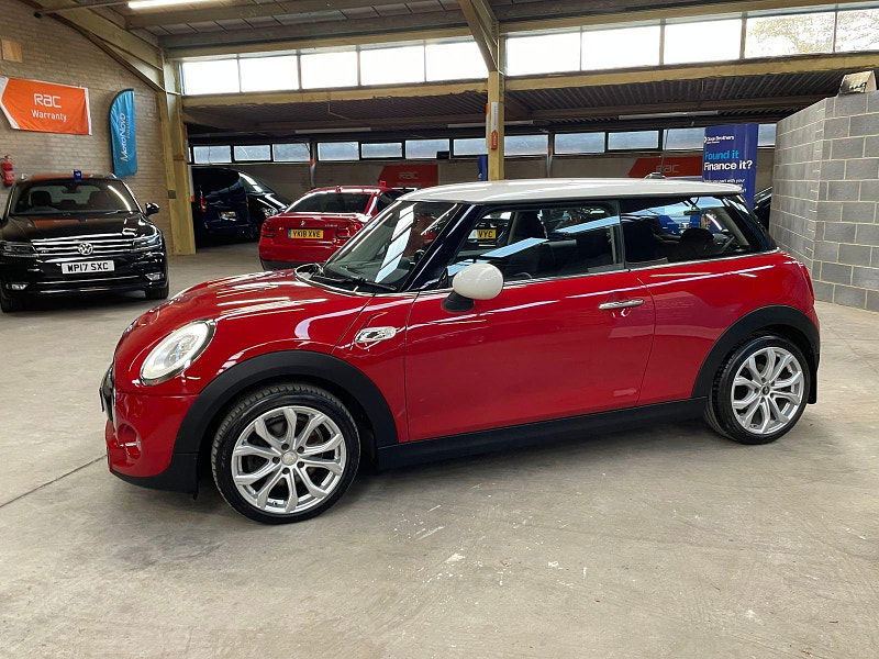 MINI HATCH COOPER 2.0 COOPER SD 3d 168 BHP SAT NAV, LEATHER, 5 SERVICES  FINANCE OPTIONS AVAILABLE, SAT NAV 3dr Manual 2025