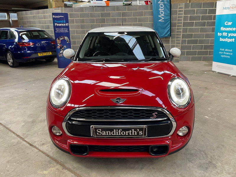 MINI HATCH COOPER 2.0 COOPER SD 3d 168 BHP SAT NAV, LEATHER, 5 SERVICES  FINANCE OPTIONS AVAILABLE, SAT NAV 3dr Manual 2025
